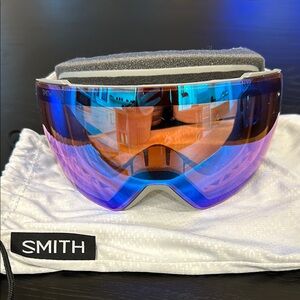 Smith Ski Goggles with Blue and Pink Lens